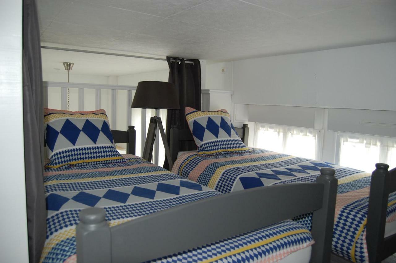 Bed and Breakfast Le Comptoir Des Ecoliers Gémozac Exteriér fotografie